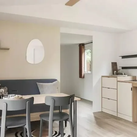 Zecamping 3 Dog Friendly Avec Piscine Dans Un Environnement Calme 3* Tuchan