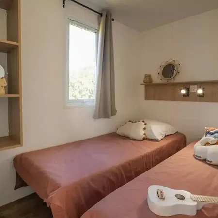 Zecamping 3 Dog Friendly Avec Piscine Dans Un Environnement Calme 3*