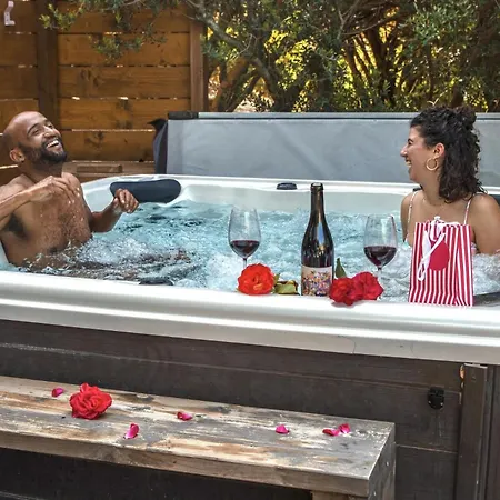Zecamping 3 Dog Friendly Avec Piscine Dans Un Environnement Calme 3*