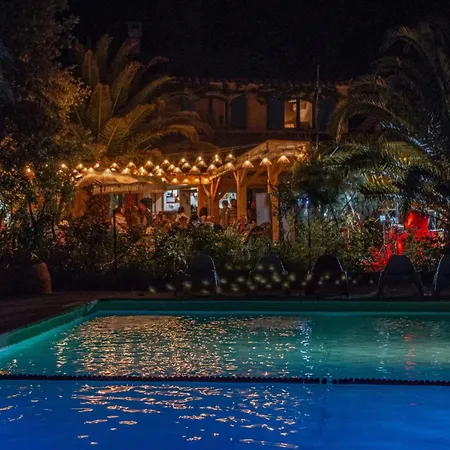 Zecamping 3 Dog Friendly Avec Piscine Dans Un Environnement Calme Campeggio