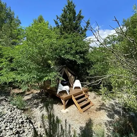 Campeggio Zecamping 3 Dog Friendly Avec Piscine Dans Un Environnement Calme