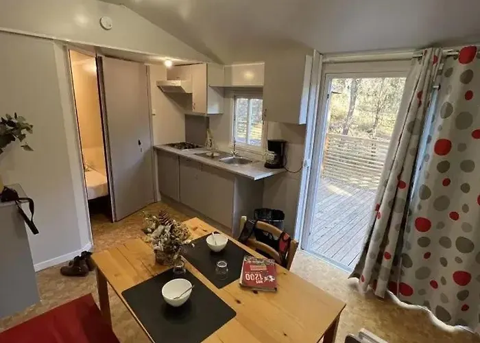 Zecamping 3 Dog Friendly Avec Piscine Dans Un Environnement Calme 3*