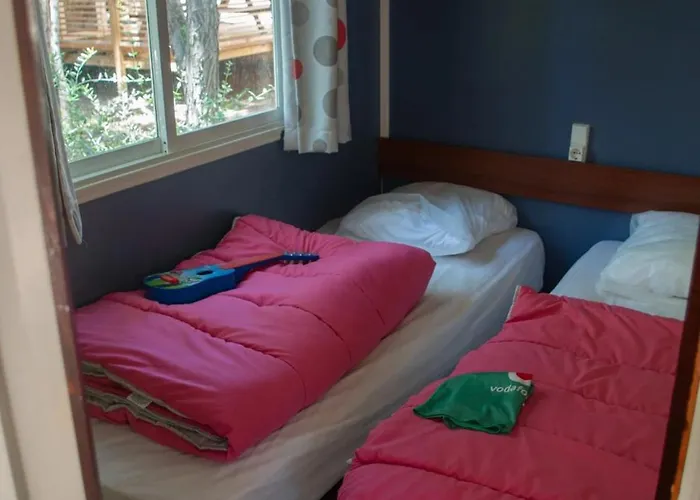 3 Etoiles - Piscine - Ccbefgh 3*