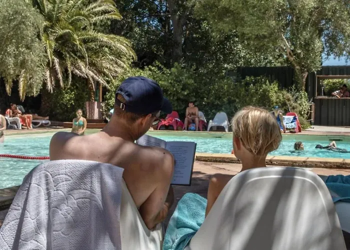 3 Etoiles - Piscine - Ccbefgh Camping 3*