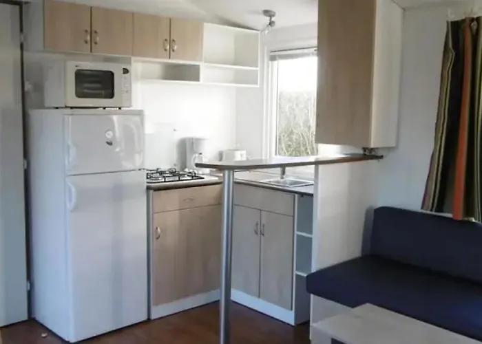 3 Etoiles - Piscine - Ccbefgh Tuchan