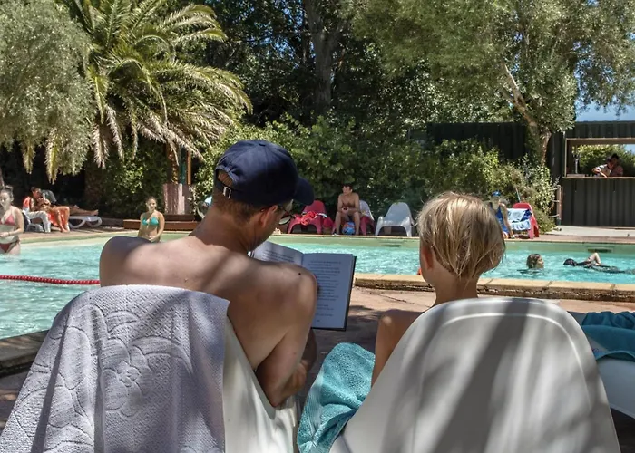 3 Etoiles - Piscine - Ccbefgh Tuchan