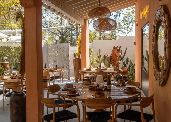 3 Etoiles - Piscine - Ccbefgh Tuchan