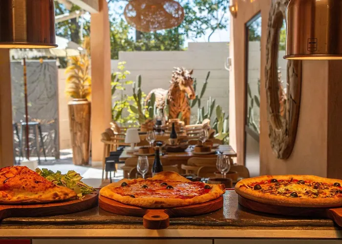 Camping 3 Etoiles - Piscine - Ccbefgh 3*