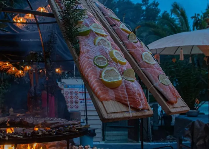 3 Etoiles - Piscine - Ccbefgh 3*