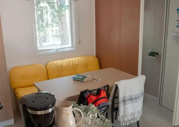 Camping 3 Etoiles - Piscine - Ccbefgh